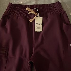NWT FIGS Deep purple Small  scrub pants high waisted